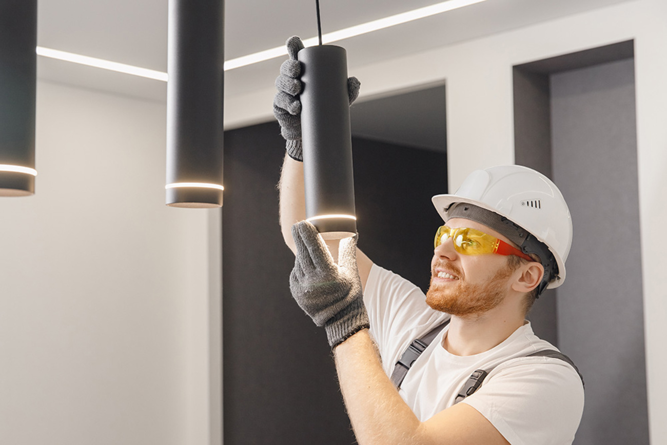 Licht & Leuchten bei Gebäudeleittechnik Lehnin Udo Mosler GmbH & Co. KG in Kloster Lehnin